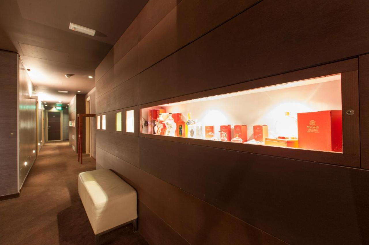 Inverigo Hotel Eksteriør billede