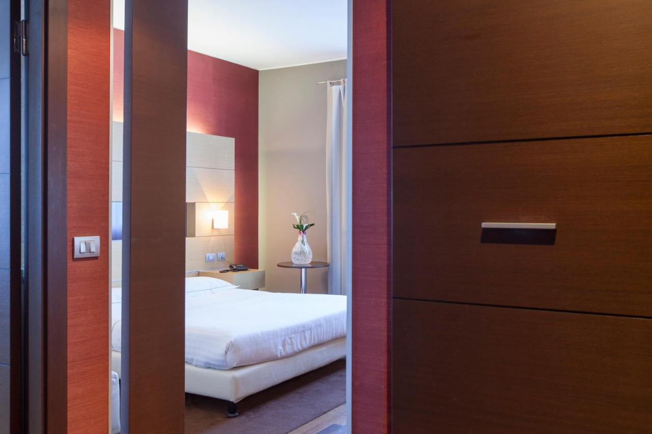 Inverigo Hotel Eksteriør billede