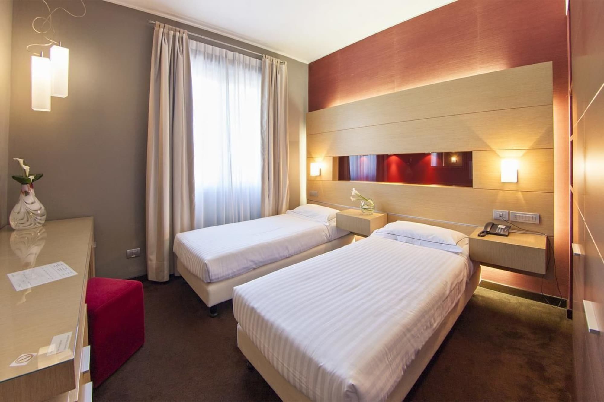 Inverigo Hotel Eksteriør billede