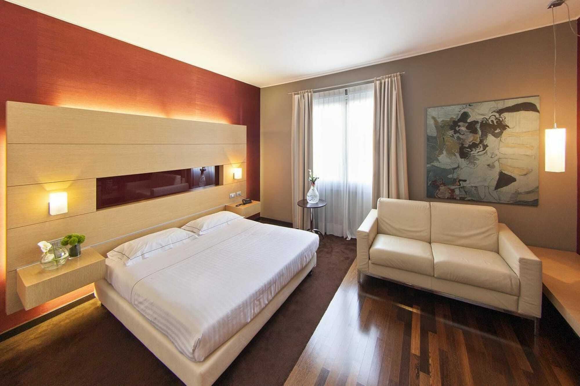 Inverigo Hotel Eksteriør billede