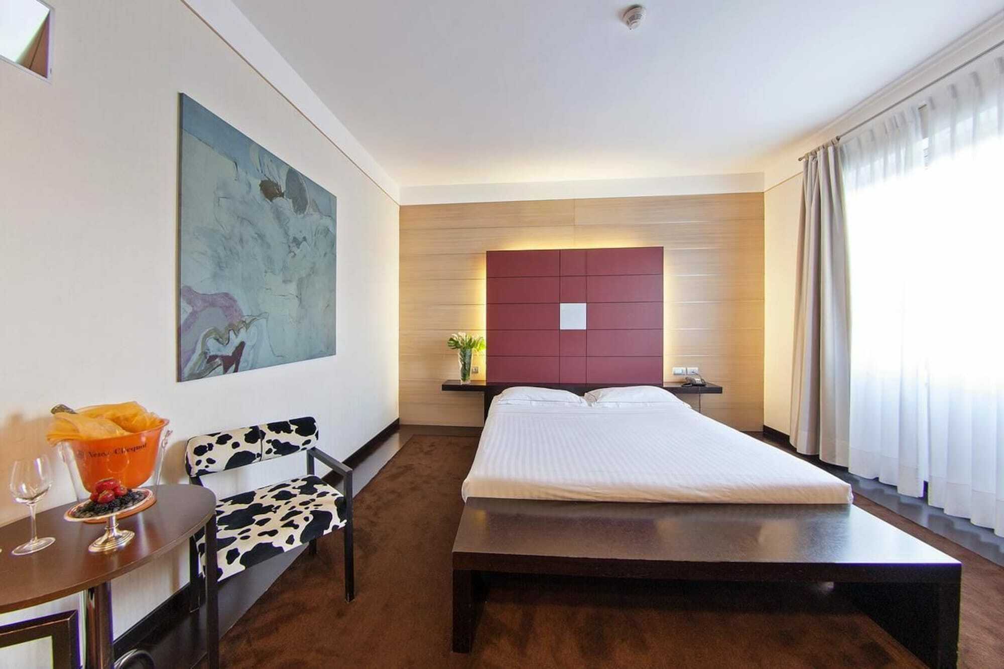 Inverigo Hotel Eksteriør billede