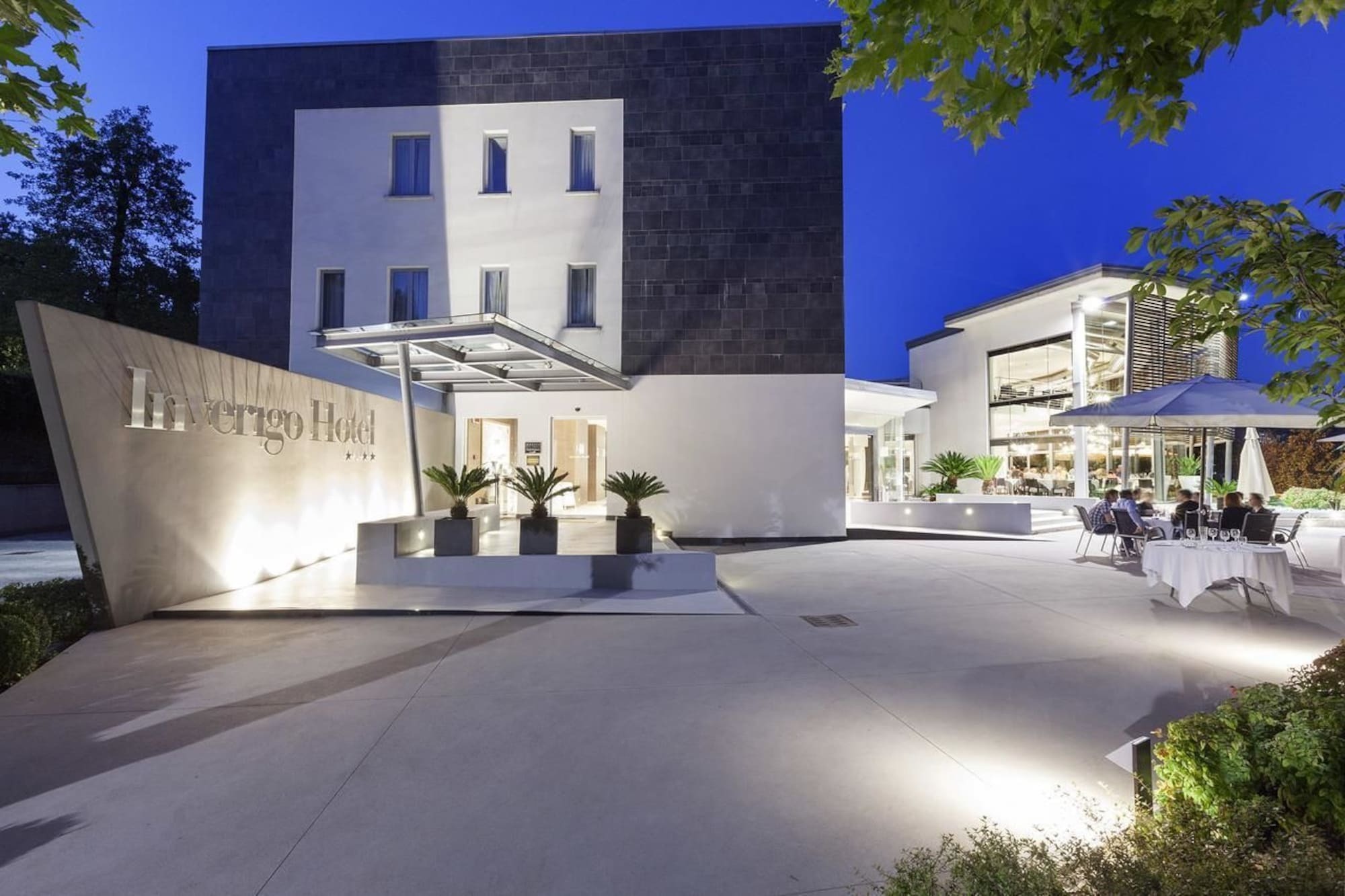 Inverigo Hotel Eksteriør billede